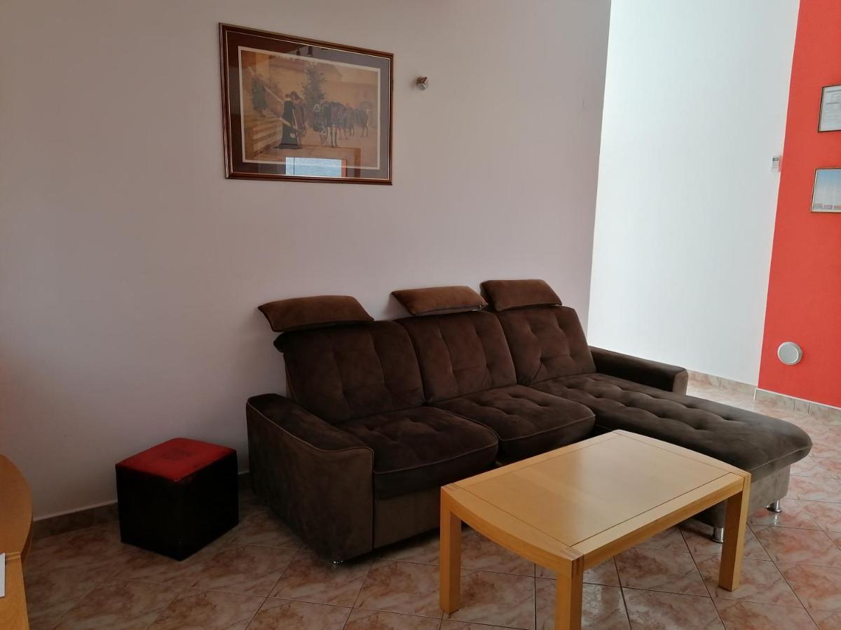 Apartments Villa Venera Ražanac Dış mekan fotoğraf