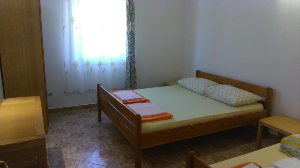 Apartments Villa Venera Ražanac Dış mekan fotoğraf